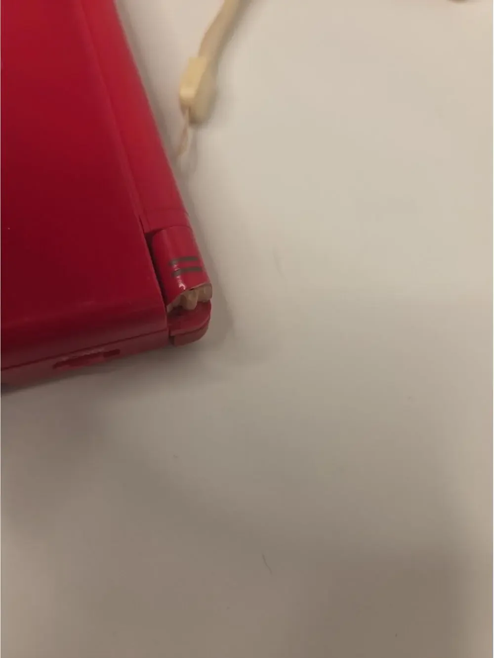 Nintendo DS Lite Matte Red 2006 Works Missing Pen Damage Spot Car Charger Only